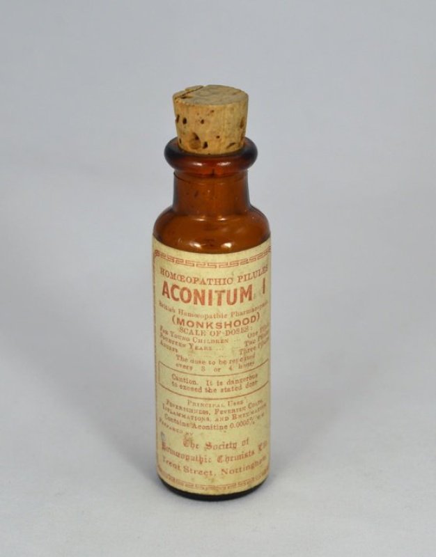 Akonityna Toksyczny Alkaloid - 01