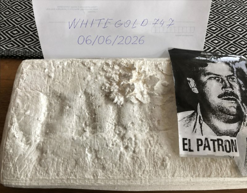 Escobar prosto z Boliwii. Jedyny tak sklep - 01